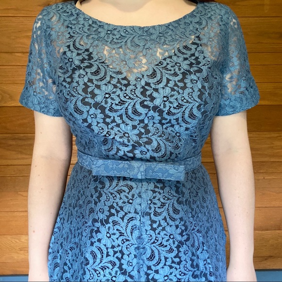 Vintage blue lace handmade A-line belted dress - Picture 2 of 11